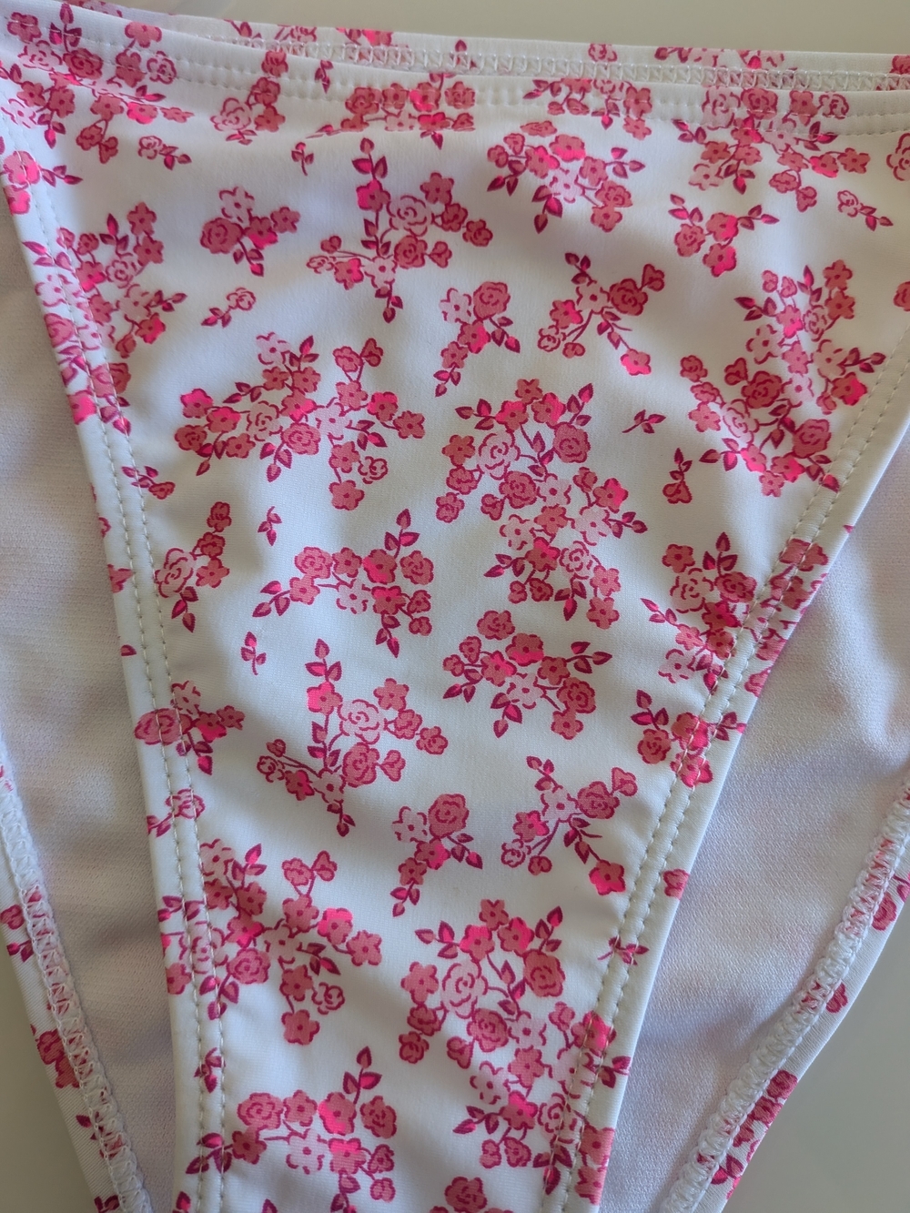 Floral Pink White String Bikini 3 Piece Set with Matching Headband New - Picture 6 of 11